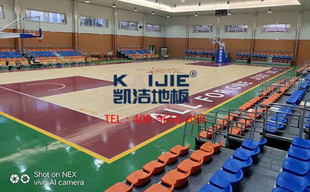 籃球地板品牌_運(yùn)動(dòng)木地板品牌——?jiǎng)P潔地板-籃球地板