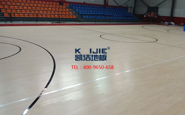 籃球場標準畫線怎么畫才能簡單？-籃球場木地板