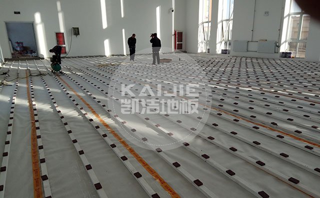 體育運(yùn)動場館木地板施工條件是什么-體育館木地板