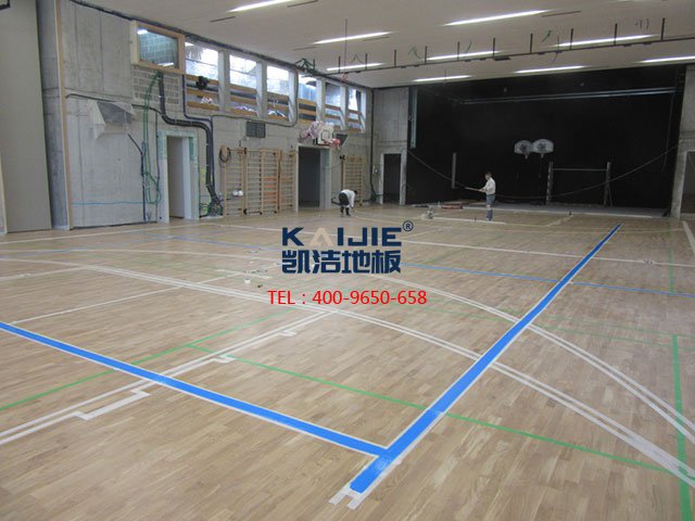 體育運(yùn)動(dòng)木地板保養(yǎng),籃球場(chǎng)木地板專用保養(yǎng),運(yùn)動(dòng)木地板廠家